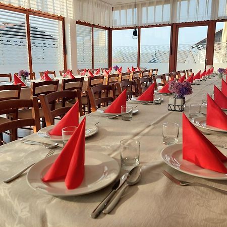 Smlednik Hotel Baron מראה חיצוני תמונה