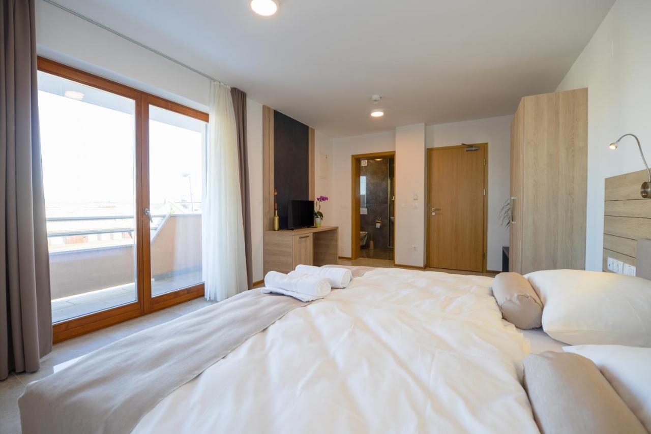Smlednik Hotel Baron מראה חיצוני תמונה